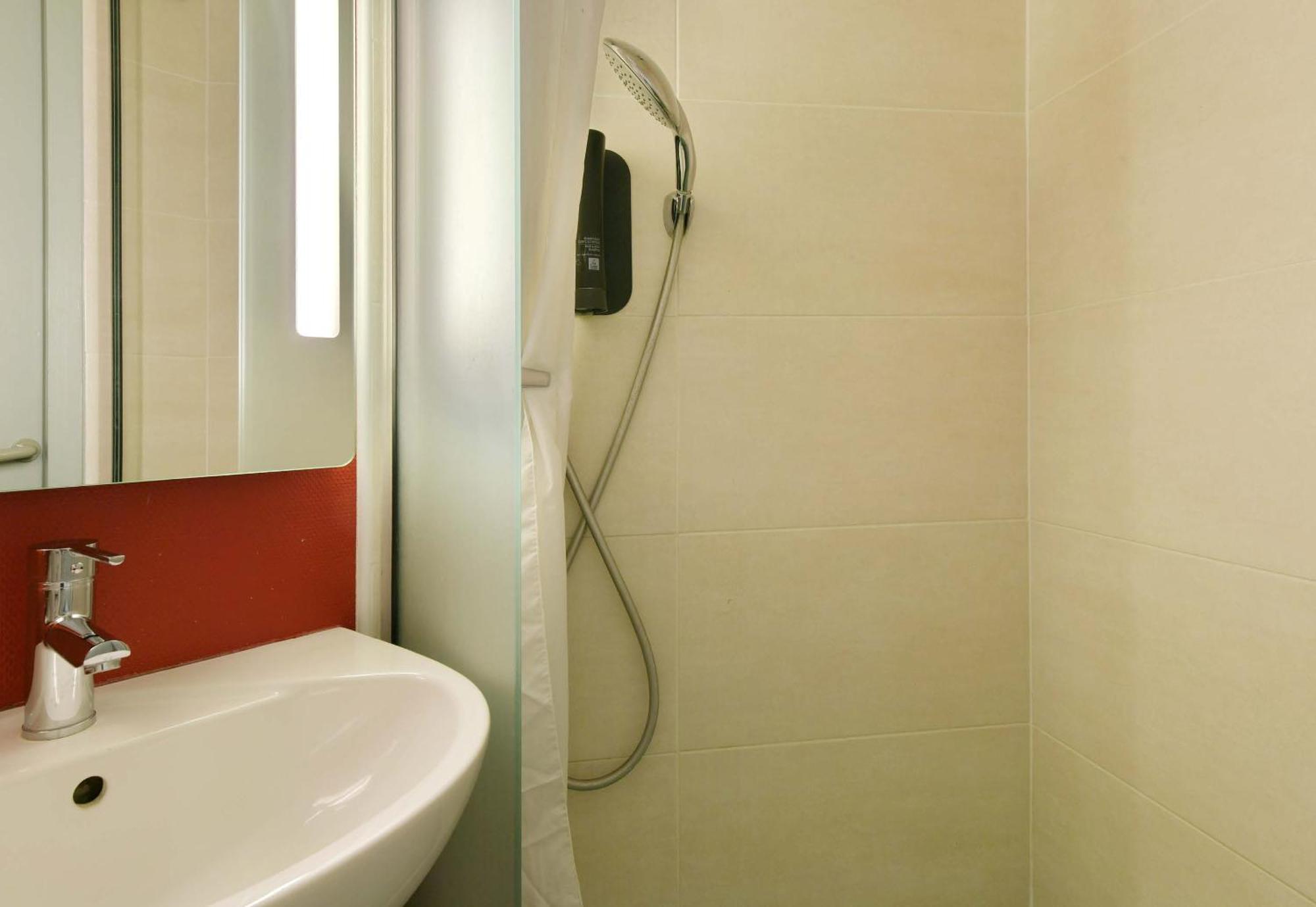 B&B Hotel Le Mans Nord 1 Saint-Saturnin  Εξωτερικό φωτογραφία